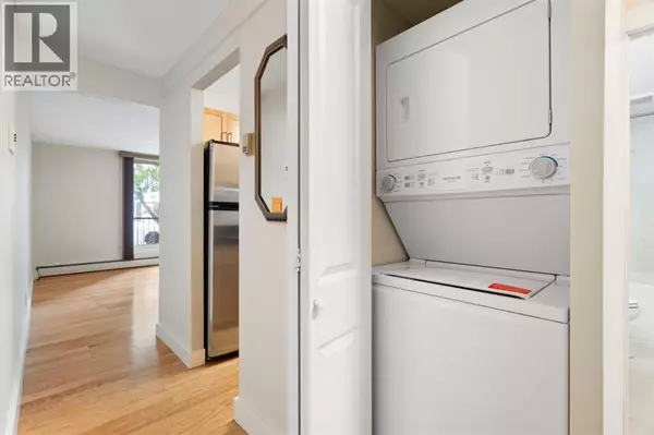 Calgary, AB T2N0E6,105, 934 2 Avenue NW