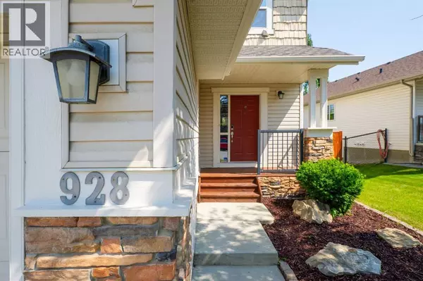 Airdrie, AB T4B0E4,928 Prairie Springs Drive SW