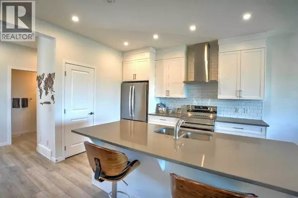 Calgary, AB T3M3B5,876 Seton Circle SE