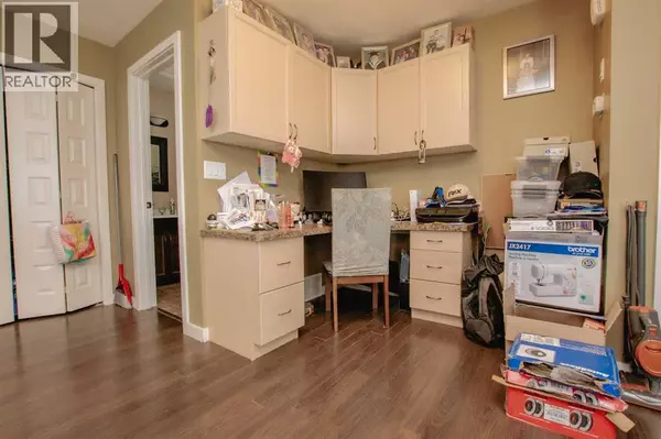 Grande Prairie, AB T8V1E6,A&B, 10028 104 Avenue