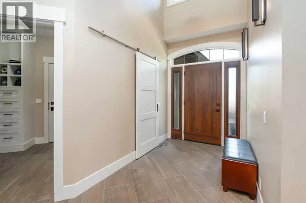 Calgary, AB T2M2M7,664 29 Avenue NW
