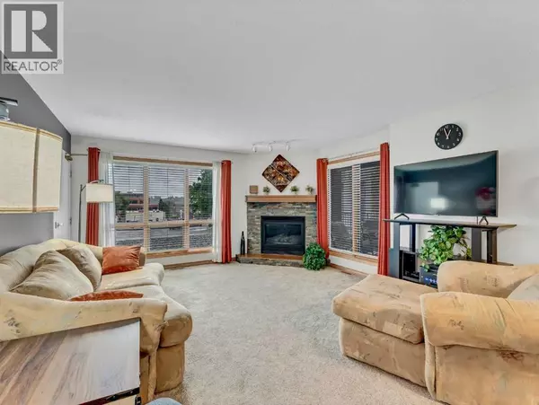 Medicine Hat, AB T1A8P7,2, 407 Macleod Trail SE