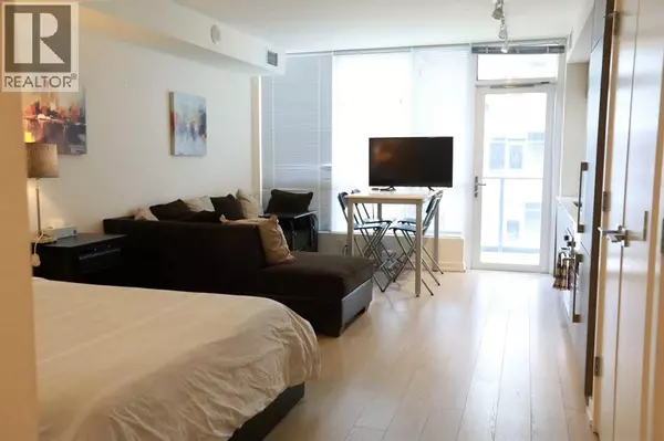 Calgary, AB T2P0X3,304, 51 Waterfront Mews SW