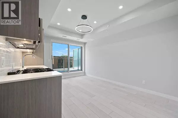 Calgary, AB T2N5G5,252, 110 18A Street NW