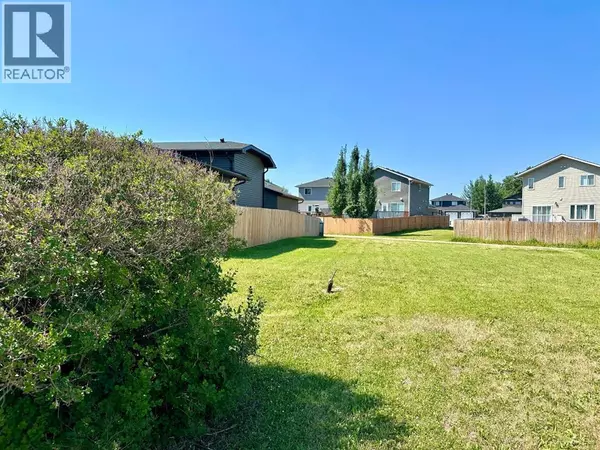 Whitecourt, AB T7S1R1,17 Steward Drive