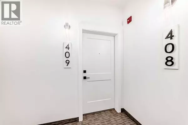 Calgary, AB T3P2C7,2409, 55 lucas Way NW
