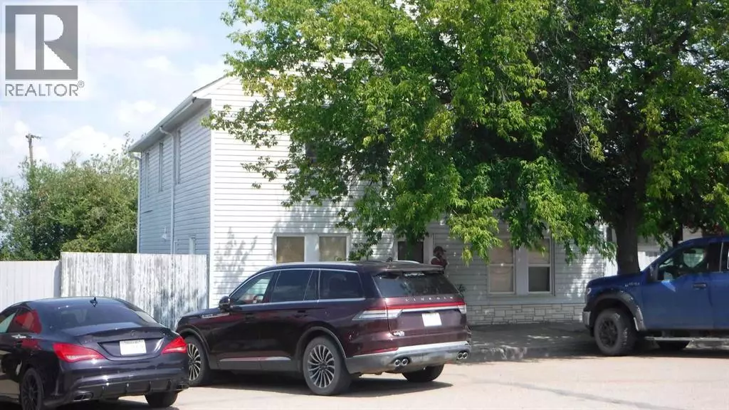 5013 50 Avenue, Valleyview, AB T0H3N0