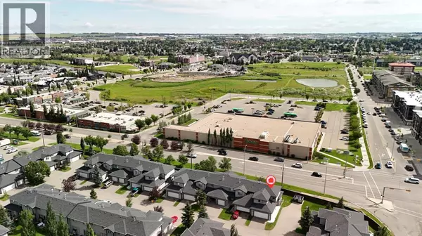 Airdrie, AB T4B2Z1,21, 102 Canoe Square SW