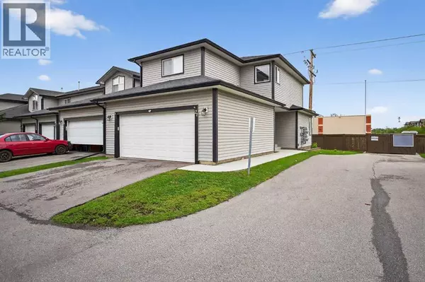 21, 102 Canoe Square SW, Airdrie, AB T4B2Z1