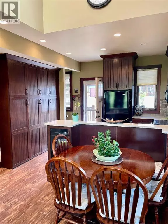 Rural Rocky View County, AB T4C1B1,249 Cottageclub Crescent