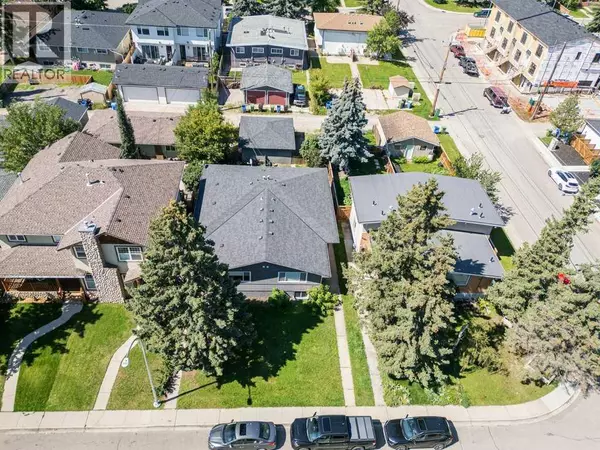 Calgary, AB T3E3G4,3105 A & B, 3017 A & B 38 Street SW