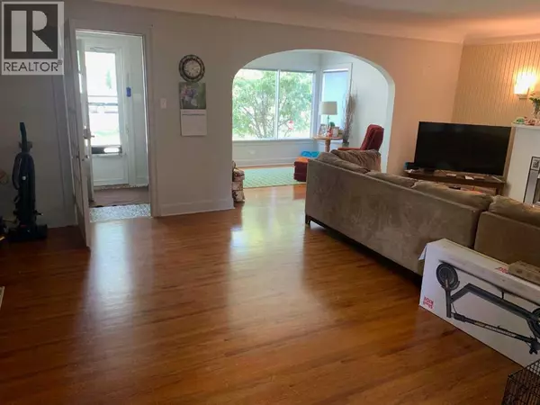 Lethbridge, AB T1J0R2,1266 4 Avenue S