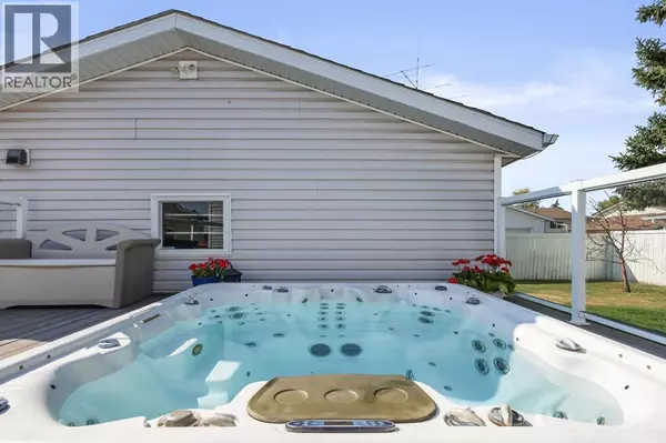Calgary, AB T1Y2A1,147 Whitehorn Road NE