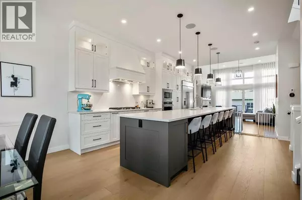 Calgary, AB T3B0T7,4535 20 Avenue NW