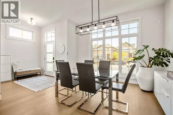 Calgary, AB T3B0T7,4535 20 Avenue NW