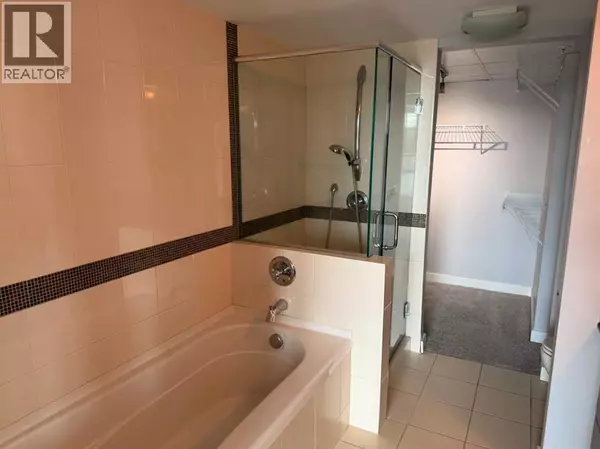 Calgary, AB T2P0V2,803, 888 4 Avenue SW