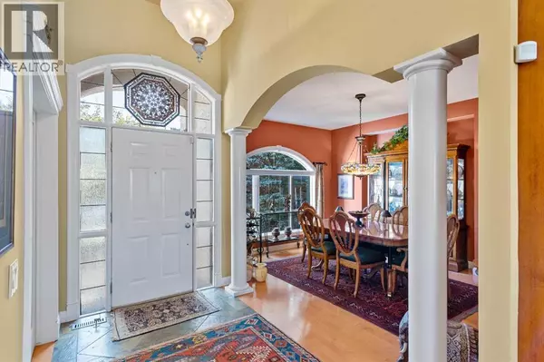 Calgary, AB T3H3S1,38 Sienna Ridge Landing SW