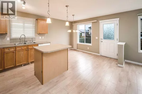 Calgary, AB T3K6L2,143 Covepark Green NE
