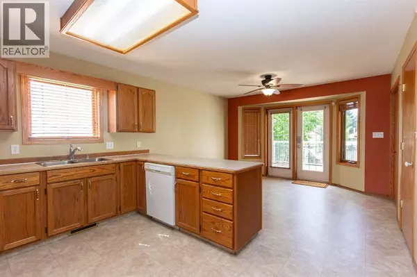 Red Deer, AB T4R2N1,66 Edwards Crescent