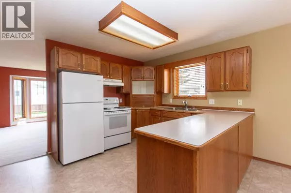 Red Deer, AB T4R2N1,66 Edwards Crescent