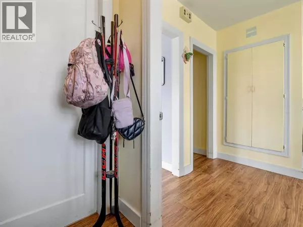 Cardston, AB T0K0K0,305 2 Avenue W