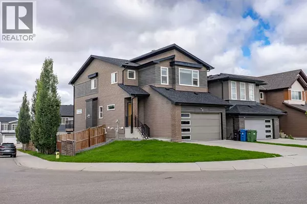 74 Carringvue Drive NW, Calgary, AB T3P0W4