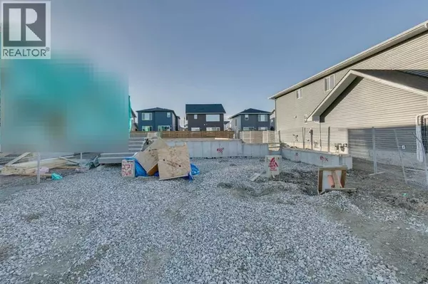 Chestermere, AB T1X2W2,271 Dawson Wharf Rise E