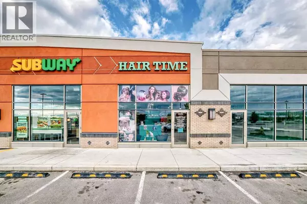Calgary, AB T3T0E4,Unit 915, 11501 Buffalo Run Boulevard SW