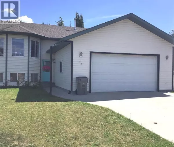 35 Poplar Drive, Whitecourt, AB T7S1A0