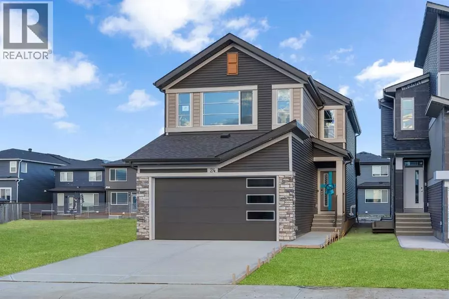 24 Corner Glen Green NE, Calgary, AB T3N2P5