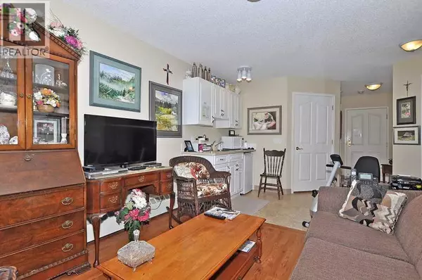 Calgary, AB T1Y7L4,1240, 5200 44 Avenue NE