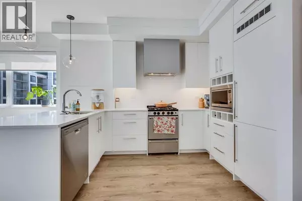 Calgary, AB T3H6M1,402, 8230 Broadcast Avenue