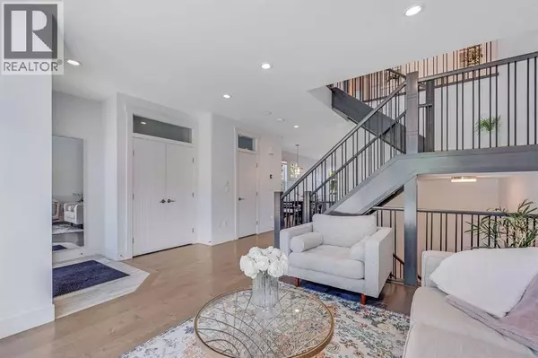 Calgary, AB T2M2N4,434 30 Avenue NW