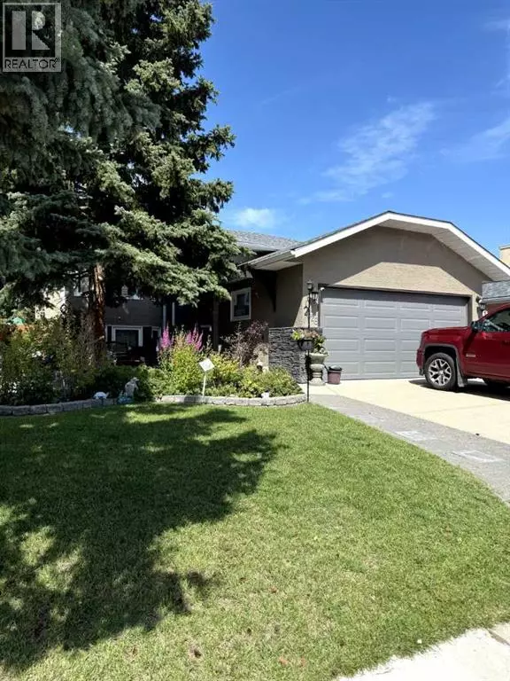 1328 Meadowbrook Drive SE, Airdrie, AB T4A2A3