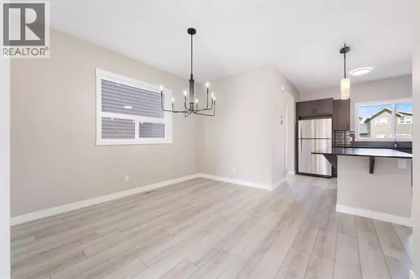 Airdrie, AB T4B5J9,340 Cobblestone Gate SW