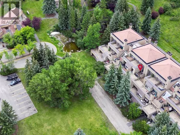 8, 301 Village Mews SW, Calgary, AB T3H2L3