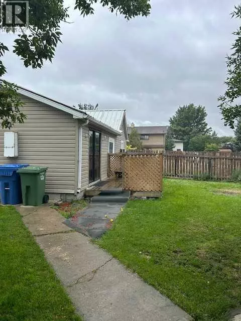 Coaldale, AB T1M1E3,2012 18 Avenue