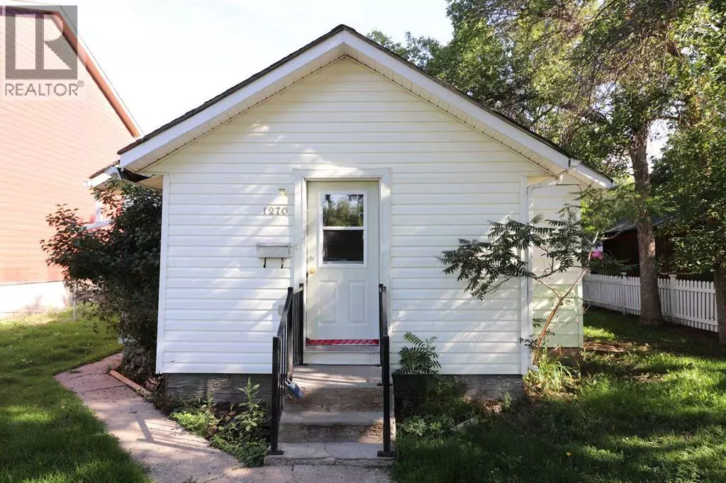 Medicine Hat, AB T1A1C7,1270 Elm Street SE