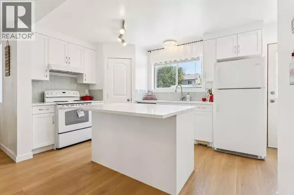 Calgary, AB T3K5A7,159 Country Hills Crescent NW
