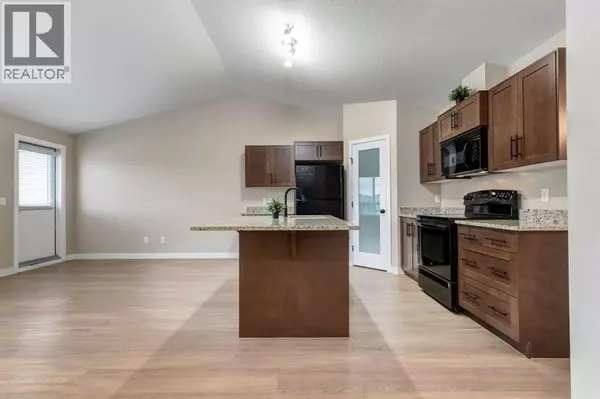 Airdrie, AB T4B3S5,5203, 2781 Chinook Winds Drive SW