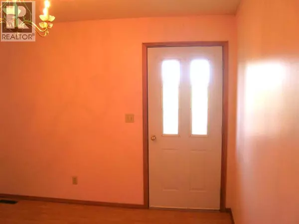 Trochu, AB T0M2C0,114 School Road