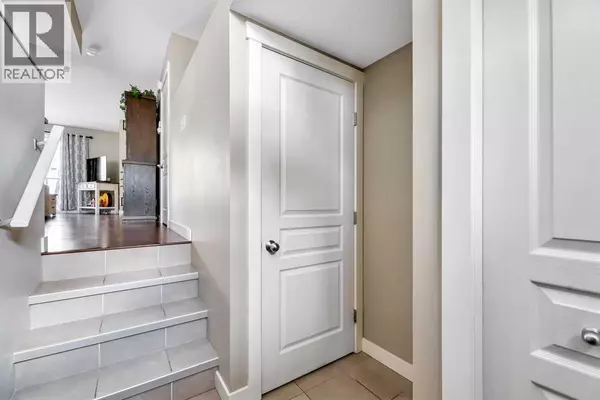 Calgary, AB T2Z1C7,576 Mckenzie Towne Drive SE