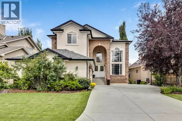 39 Discovery Ridge Rise SW, Calgary, AB T3H4R2