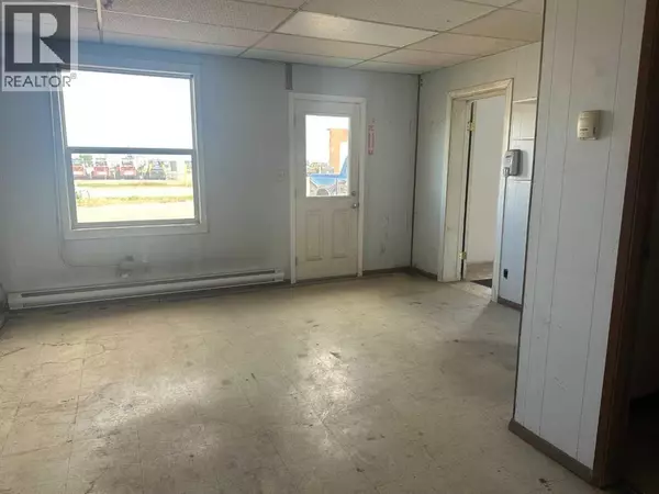 Taber, AB T1G2C1,#5, 6002 60 Avenue