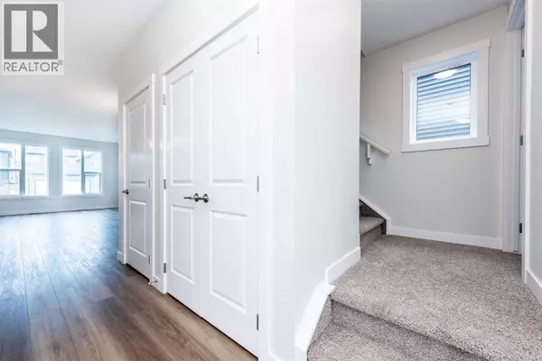 Airdrie, AB T4B5S7,1139 Chinook Winds Circle SW