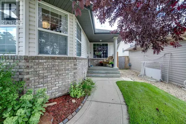 Red Deer, AB T4R2X7,13 Dillon Close