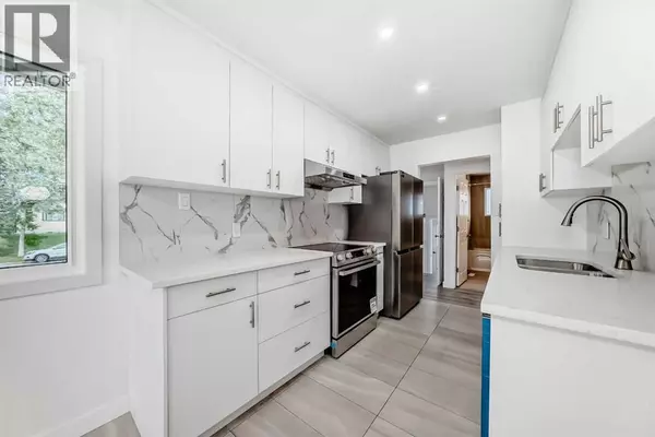 Calgary, AB T2K1K3,6216 4 Street NE