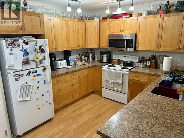 Lethbridge, AB T1H2J3,314 12a Street N