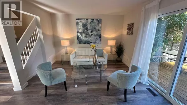 Calgary, AB T3B3X2,206, 6223 31 Avenue NW