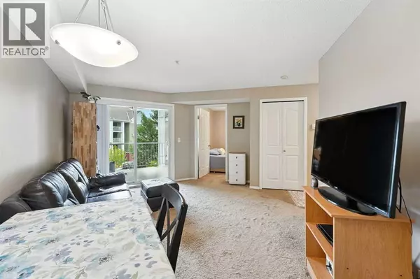 Calgary, AB T2Z0B3,3311, 10 Prestwick Bay SE